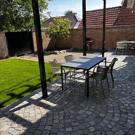 Appartamento Kopr Přítluky Esterno foto